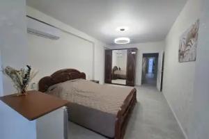 Na Ulitse Bratyev Manganari 30k1 Flat, Sevastopol
