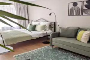 Rizhskiy 58. Svezhaya v Zelyonom Flat, Pskov