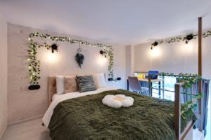 Shir Ot Nome24 Flat, Kartmazovo