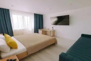 Mirny Dom Na Soldatova 14 Flat, Mirnyj