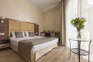 Regina Hotel, St. Petersburg