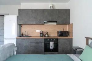 Uyutnaya Studiya na Tetsevskoy Flat, Kazan