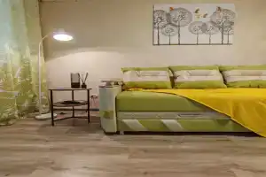 Briant Ryadom S Dalgau Flat