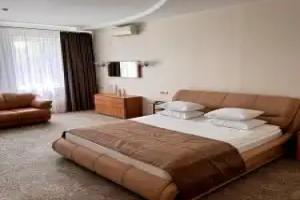 Almaz Hotel, Chelyabinsk