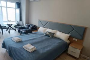 Morskoy Briz Apartments, Ashe