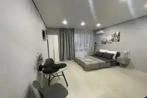 Studiya Na Ulitse Novosyolov 96 Flat, Tyumen