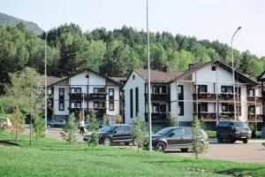 Vsesezonnyy kurort Manzherok Hotel, Ozernoye
