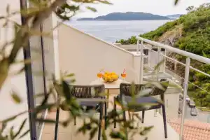 Luxe Azure Residence Apartments, Przno