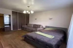 V istoricheskoy chasti goroda Flat, Samara