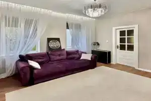 Uyutnenkaya Dvukhkomnatnaya v Istoricheskom Dome v Samom Tsentre Bresta Flat, Brest