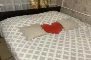 Uyutnaya V Tsentre Goroda Shakhty Flat, Shakhty
