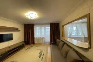 Relaks Na Ulitse Pervomayskay 15 Apartments, Lensk