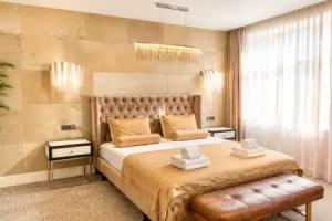 Shirvanshah Hotel, Baku