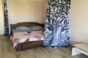 Na ulice Zhukovskogo 7 Flat, Al'met'yevsk