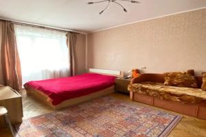 Uyutnaya U Metro Mezhdunarodnaya Flat