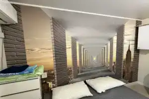 Malenkaya studiya u podnozhya gory Zheleznaya Flat, Zheleznovodsk