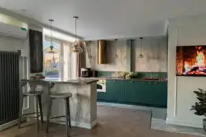 Top Rooms: Evrodvushka na Savvinskoj naberezhnoj s vidom na Moskva Siti Flat, Moscow