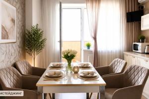 Dvukhkomnatnaya na Belorusskoi Ot Kliuchnikoff Flat, Samara