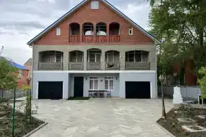 Bolshoy dom dlya bolshoy semi Cottage, Dzhubga