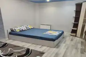 Na Ulitse Stroiteley 8a Flat, Vyaz'ma