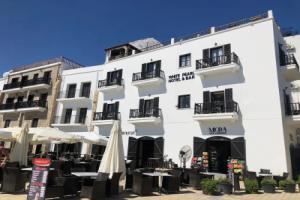 White Pearl Hotel, Kyrenia