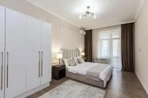 Bayhouse Na Rozybakieva 237 Flat, Almaty