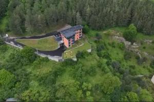 Cone Hotel, By One, Dilijan