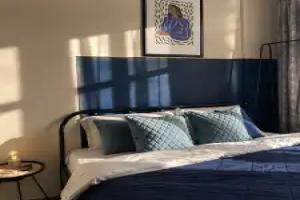 Svetlaya Studiya S Balkonom Apartments, Abakan