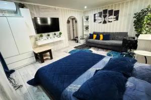 S Remontom Flat, Kamensk-Shakhtinsky