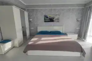 Dvukhkomnatnye v Samom Tsentre Apartments, Sevastopol