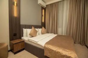Twelve Inn Hotel, Baku