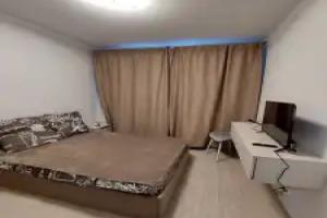 Na Ulitse Sergeya Zhadobkina 13 Flat, Nakhabino