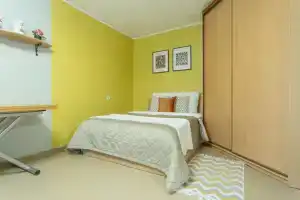 Na Ulitse Gotvalda /2 Flat, Ekaterinburg