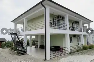 U Yevy Kak Doma Guest house, Primorskoye