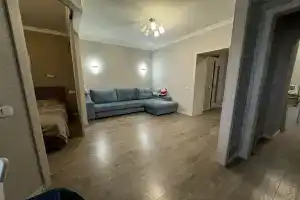 Na Zur Uram Dvuhkomnatnaya Flat