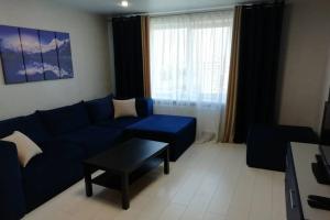 V Samoy Vysokoy Tochke Izhevska Flat, Izhevsk