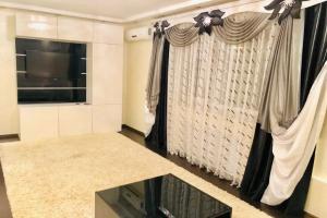 Dvukhkomnatnaya v Tsentre Goroda Flat, Saransk