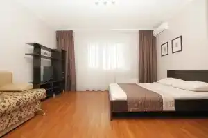 Uluchshennyye 140 Apartments, Chelyabinsk