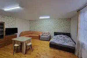 Uyutnaya i teplaya Flat