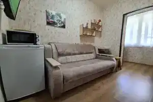 Na Beregu Morya Flat, Adler