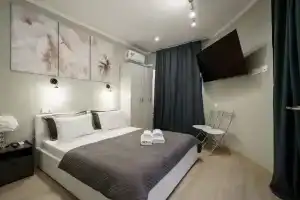 v 2 minutakh ot Peshkom do Morya PosutochnoSochi Flat, Sochi