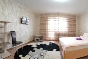 Na Naberezhnoy Flat, Miass