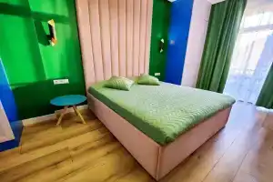 411 Dizayn Tropik Zhk Izumrudny Gorod Flat, Gelendzik