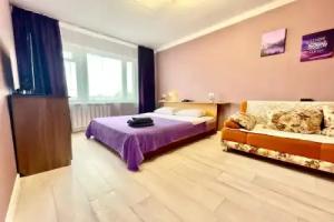 Den Noch V Tsentre Izhevska Apartments, Izhevsk