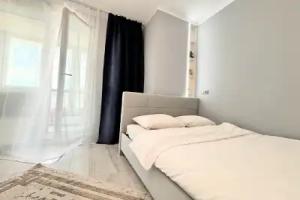 S Vidom Na Ob Flat, Surgut