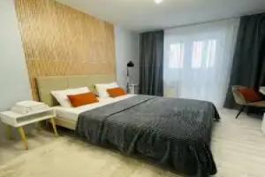 Na Geodezicheskoy 76/107 Flat, Ob'
