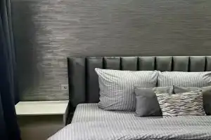 Shikarnaya Yevrodvushka V Aviatore, G. Saratov Flat, Saratov