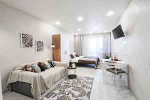Na Oktyabryskoy 5 Flat, Ob'