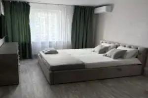 UyutnayaV Idealnoy Lokatsii Flat, Lobnya