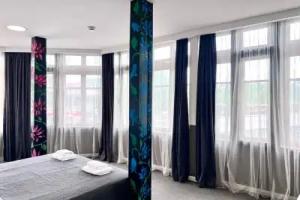 Hotel meidan inn, Tbilisi